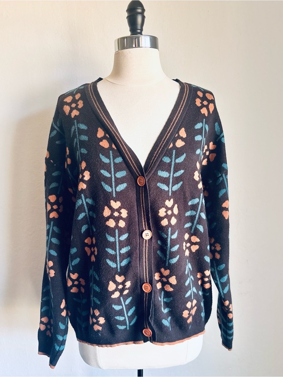 Sweaters - Black Floral Button-Front Chunky Knit Cardigan Sweater